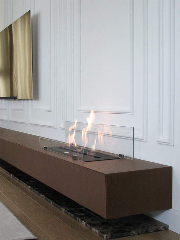 Line Burner L Automatic in neoclassical interior